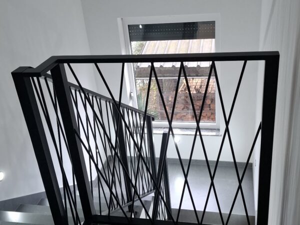 Metalna konstrukcija po mjeri - Stil Mont